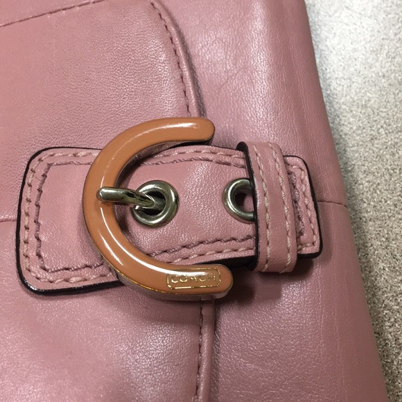 Coach Wallet - Picture 4 of 4
